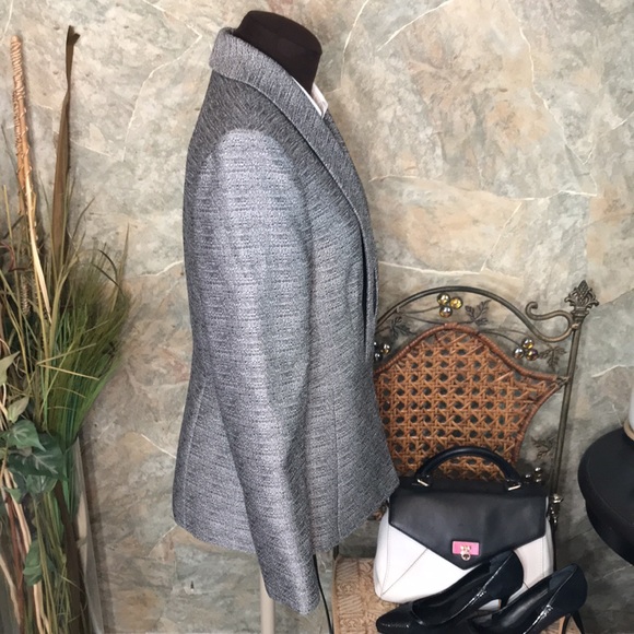 Tahari 🌹 stunning suit jacket coat blazer. - Picture 6 of 12